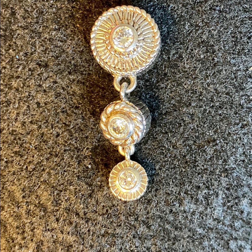 Judith Ripka earrings - Picture 5 of 6